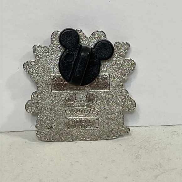 Disney Pin Hidden Mickey Lanyard Pin Snowman Collection 51787 - Picture 2 of 3